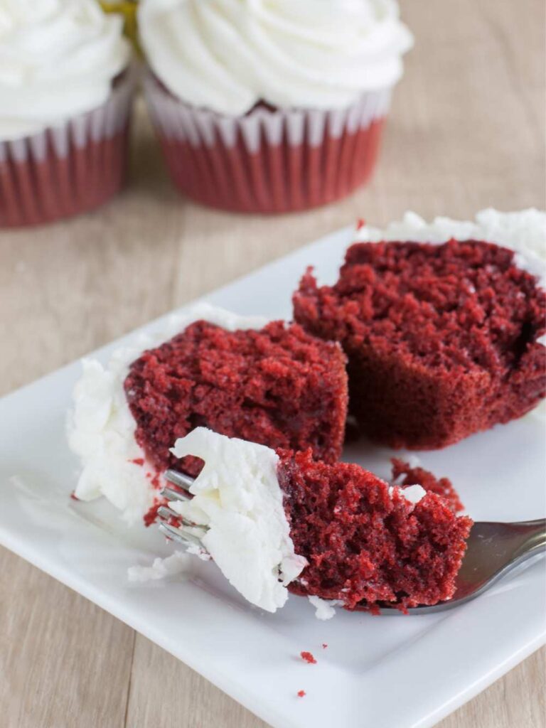 Paula Deen Red Velvet Cupcakes